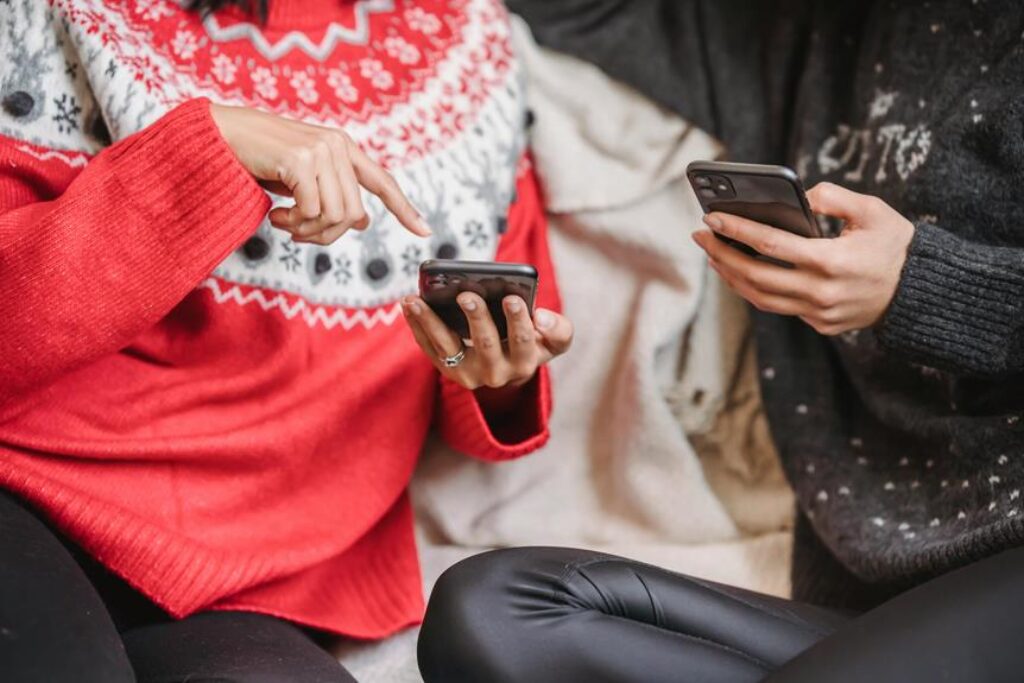 Why Are Mid-Range Smartphones Getting More Popular? Why Are Mid-Range Smartphones Getting More Popular?