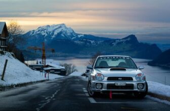 What Are the Guidelines for Driving Safely in Snow and Ice?