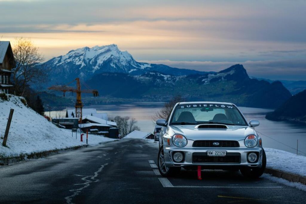 What Are the Guidelines for Driving Safely in Snow and Ice? What Are the Guidelines for Driving Safely in Snow and Ice?